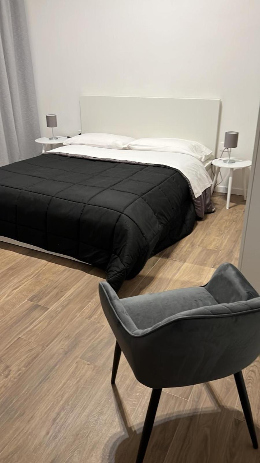 Business Home Piazza Cesare Battisti B&B Residence Фоджиа Экстерьер фото